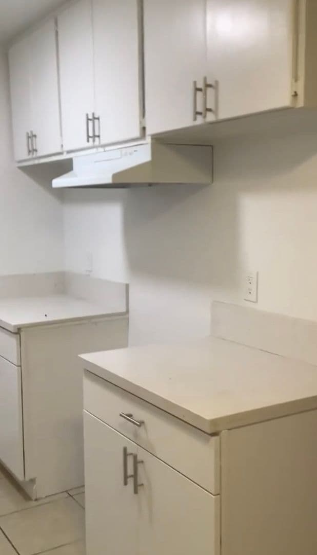 North Hills Apartment: 9035 Orion Ave