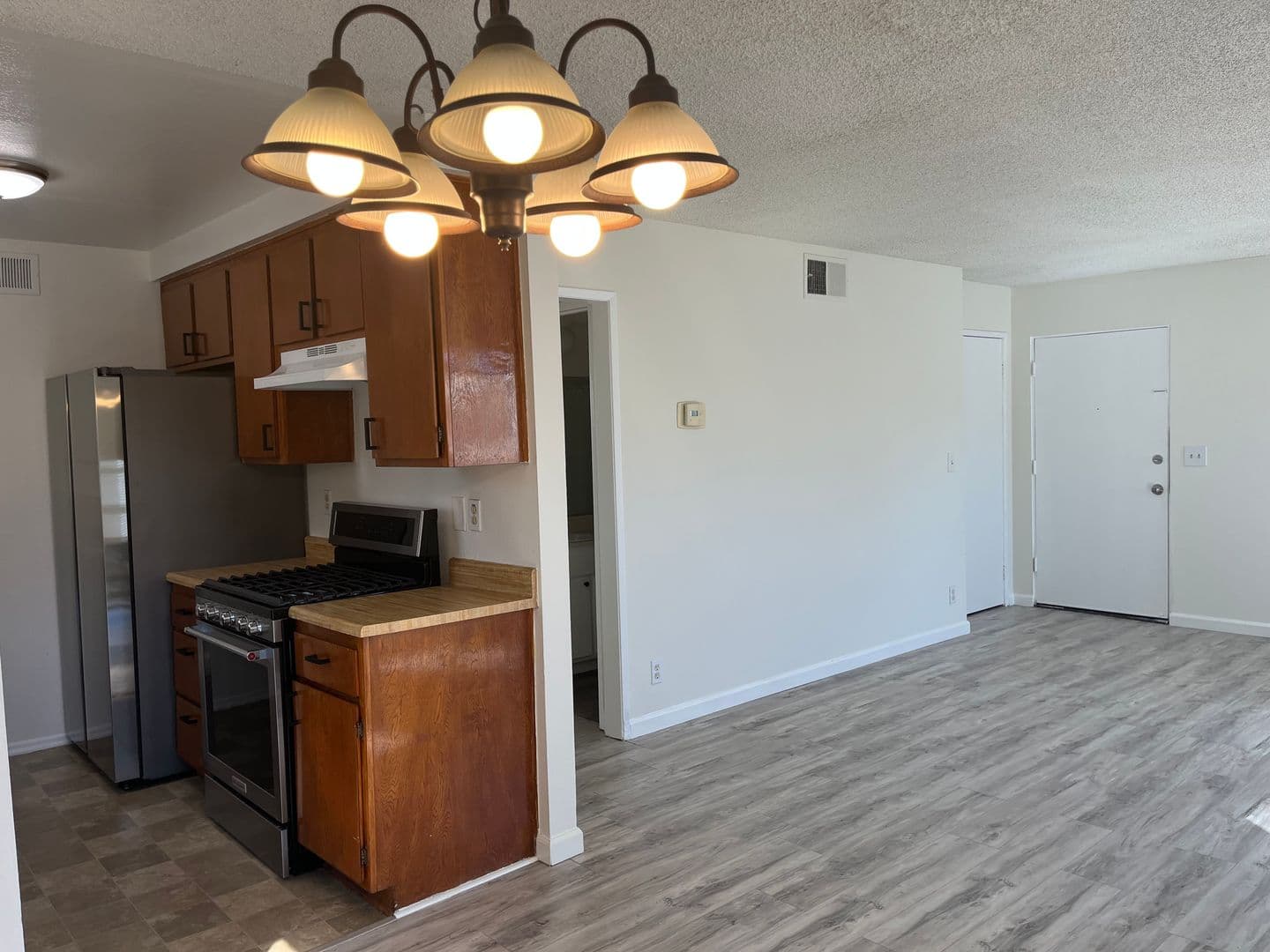 Studio City Apartment: 4248 Whitsett Avenue