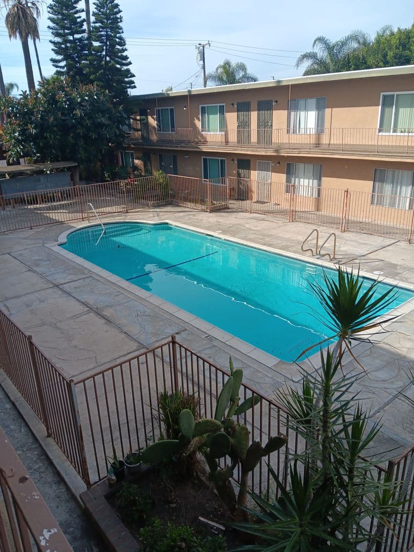 Stanton Apartment: 8043-8055 Chapman Avenue