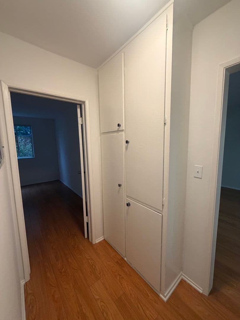 Los Angeles Apartment: 7225-7235 Hollywood Blvd