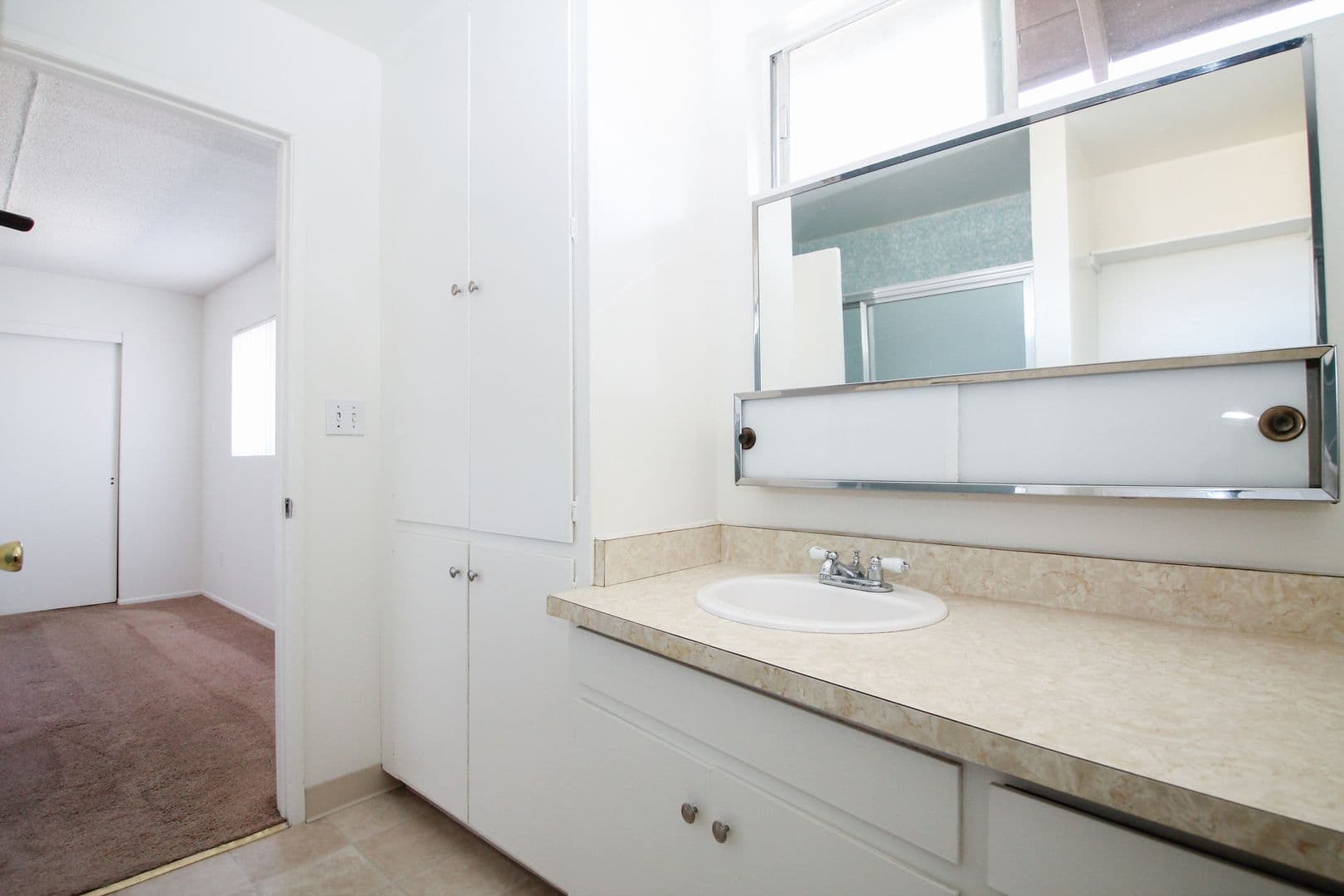 Duarte Apartment: 1817 2nd Street