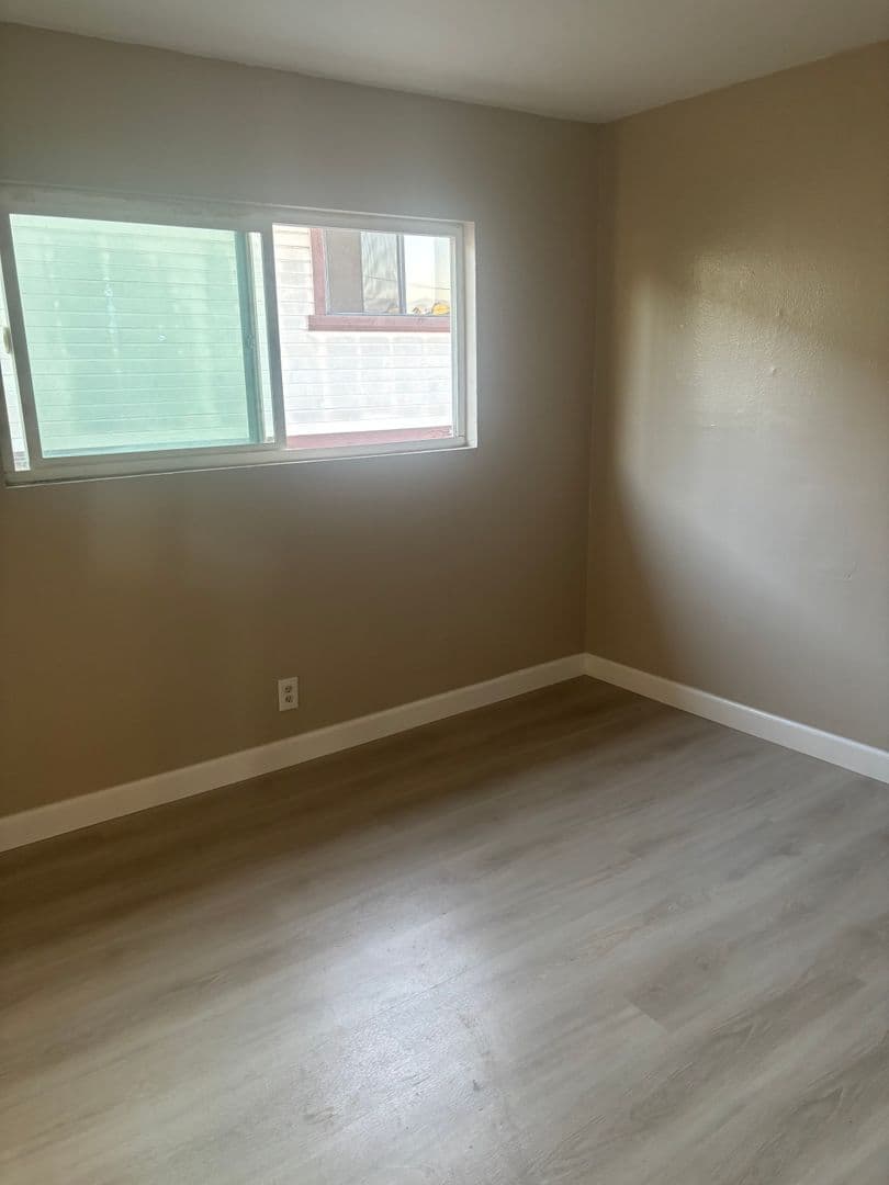El Monte Apartment: 2126-2131 Mountain View Road