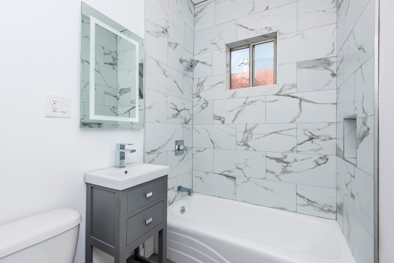 Los Angeles Apartment: 1439 N. Curson Avenue