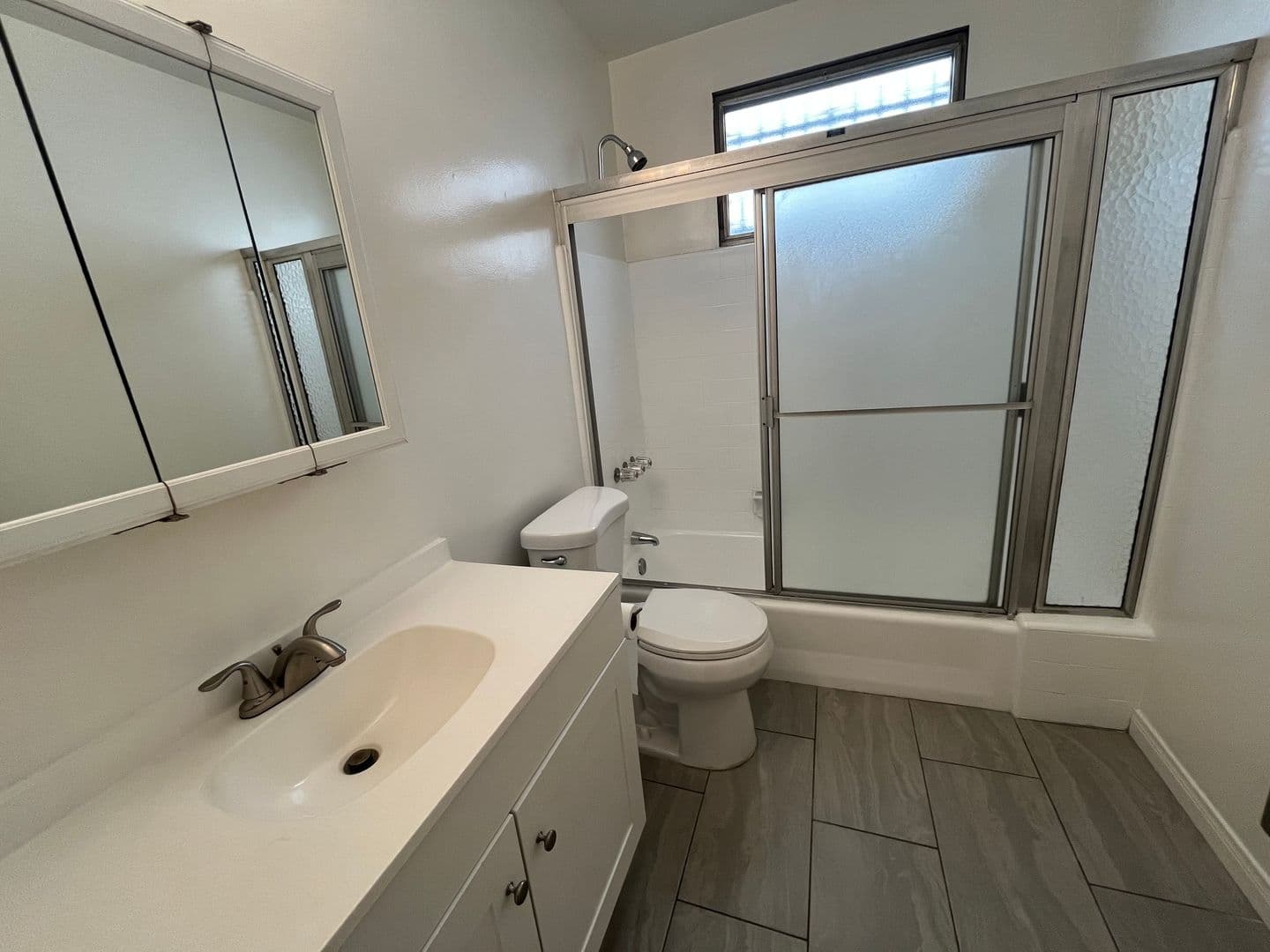 North Hollywood Apartment: 4400 Farmdale Avenue