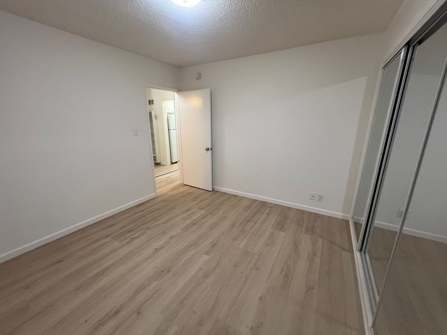 Valley Village Apartment: 5320 - 5330 Ben Ave.