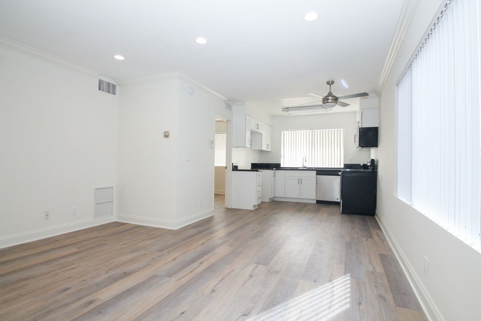 Studio City Apartment: 4301 Colfax Ave.