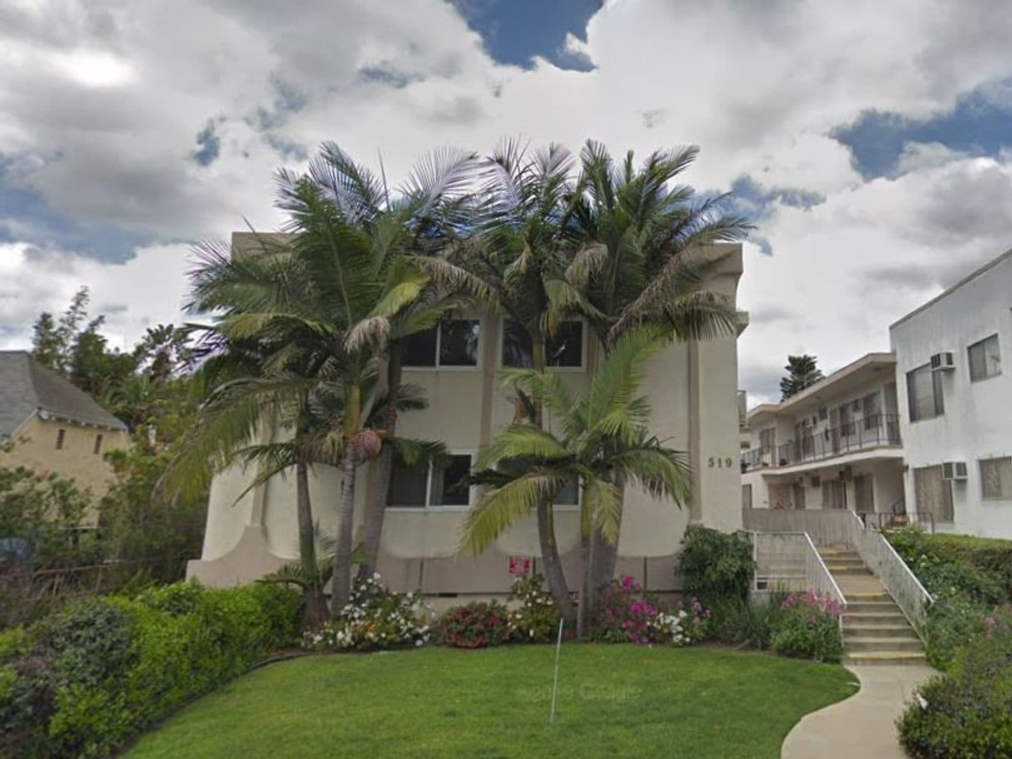 Los Angeles Apartment: 519 N. Hayworth Ave.