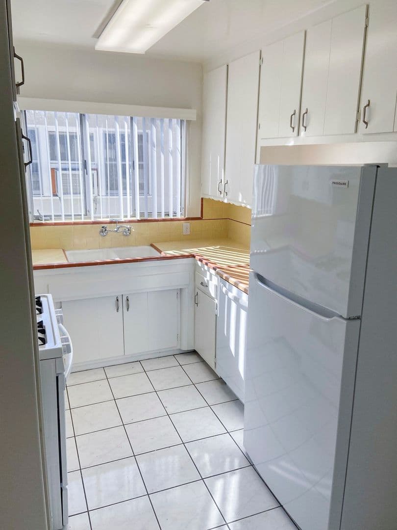 Valley Village Apartment: 5347 - 5351 Vantage Ave.