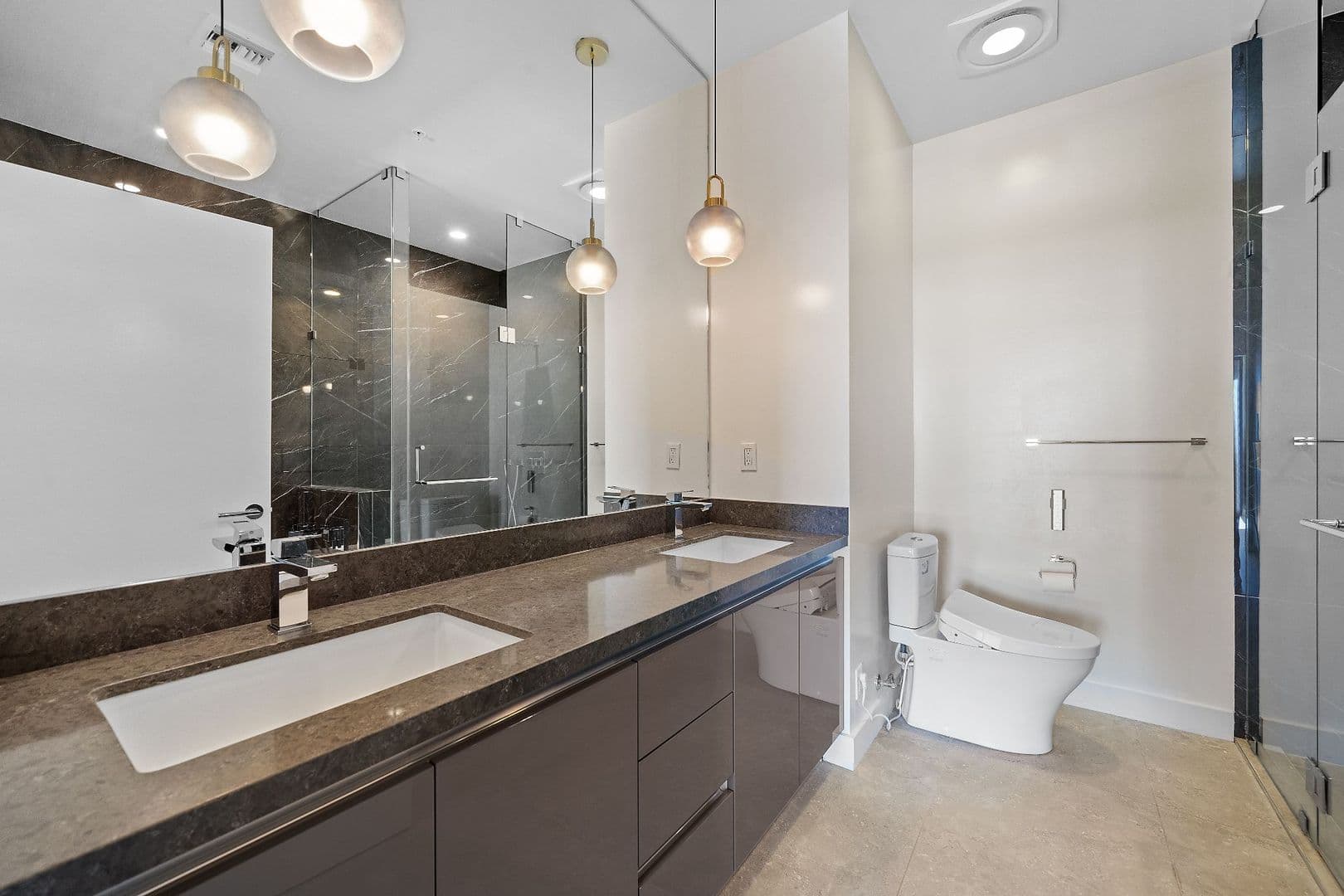 Pasadena Condo: 388 Cordova St, Unit 707