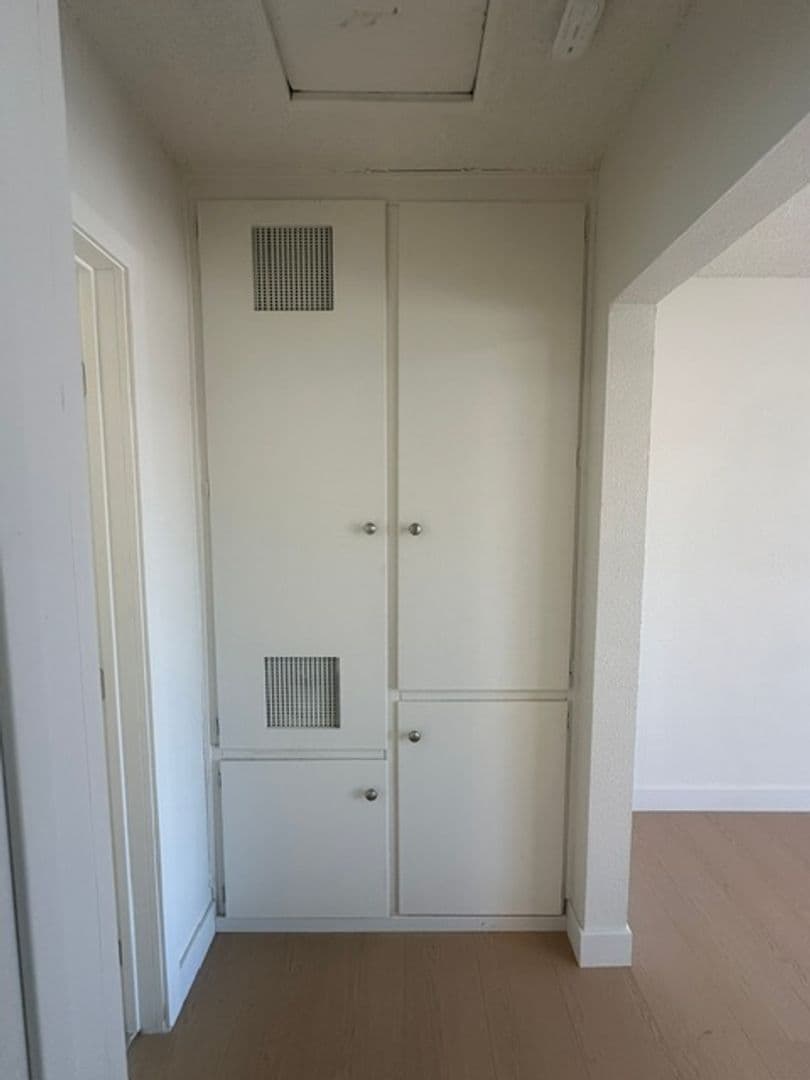 Monterey Park Apartment: 121 S. Chandler Ave