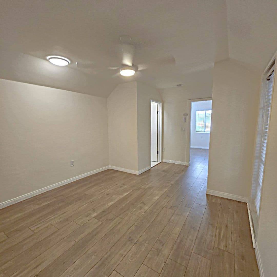 North Hollywood Apartment: 5301-5303 Cartwright Ave.