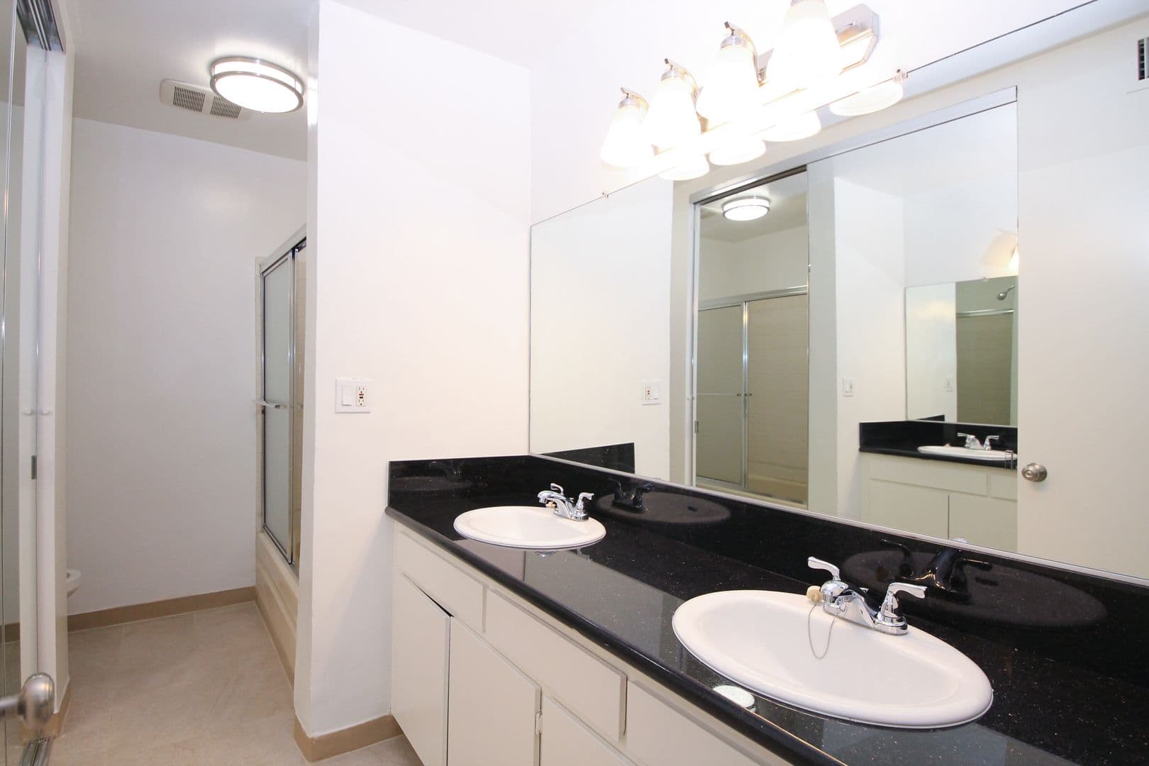 Studio City Apartment: 4301 Colfax Ave.