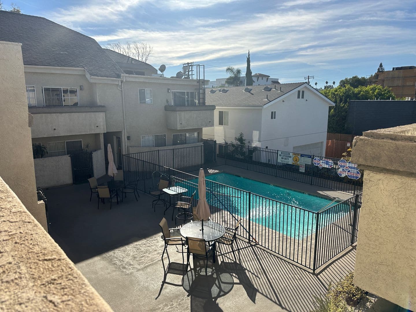 Toluca Lake Apartment: 10825 Blix Street