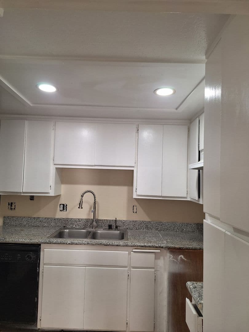 Redlands Apartment: 1249 N EDWARDS ST #30