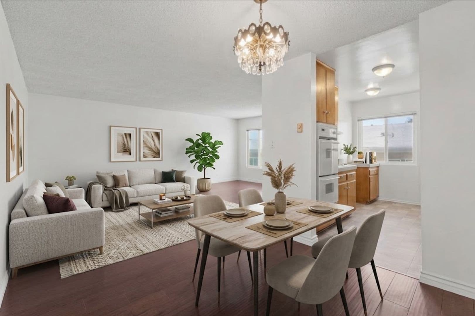 Beverly Hills Apartment: 309 S. Doheny Dr.