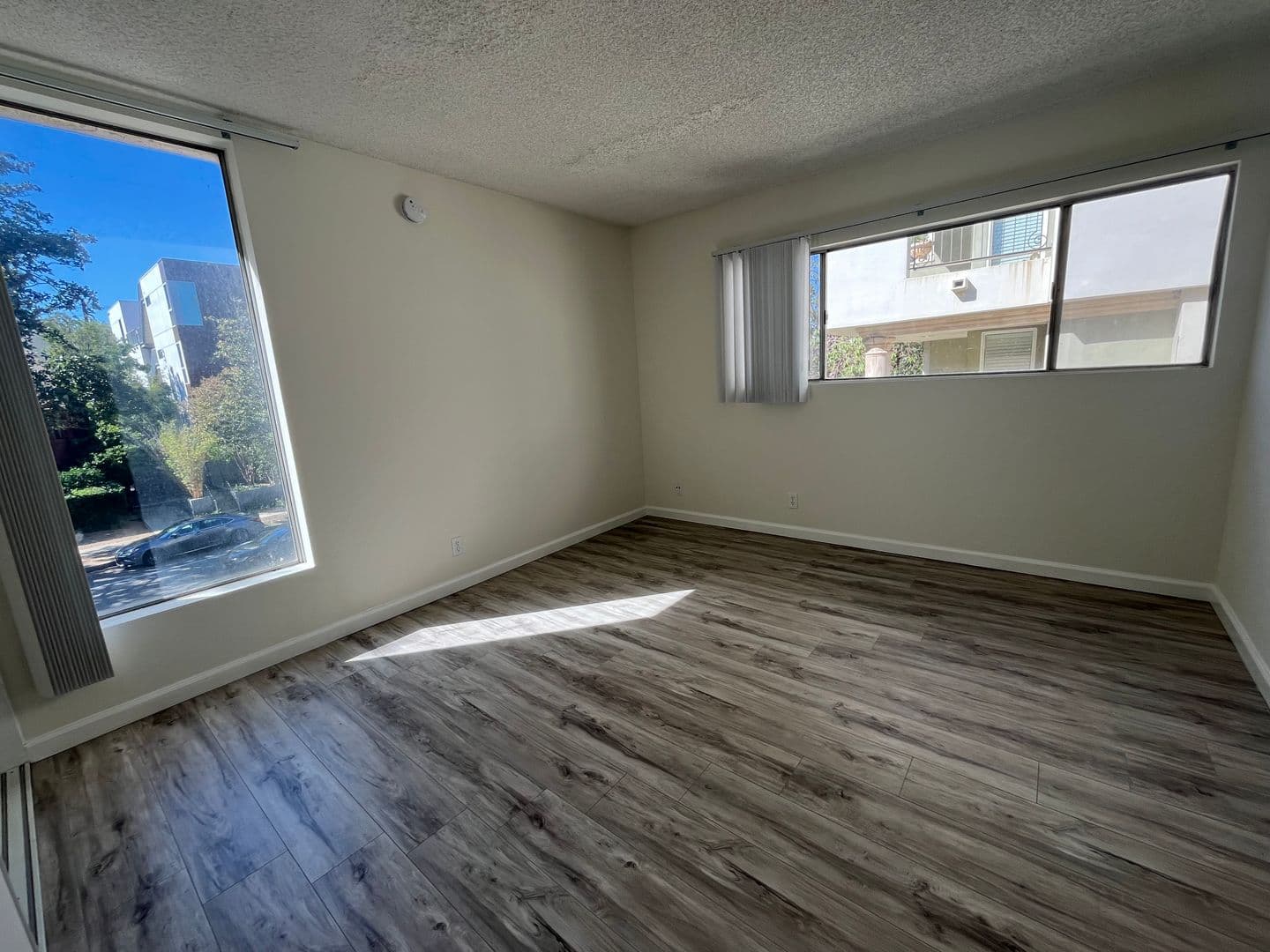 Studio City Apartment: 4248 Whitsett Avenue