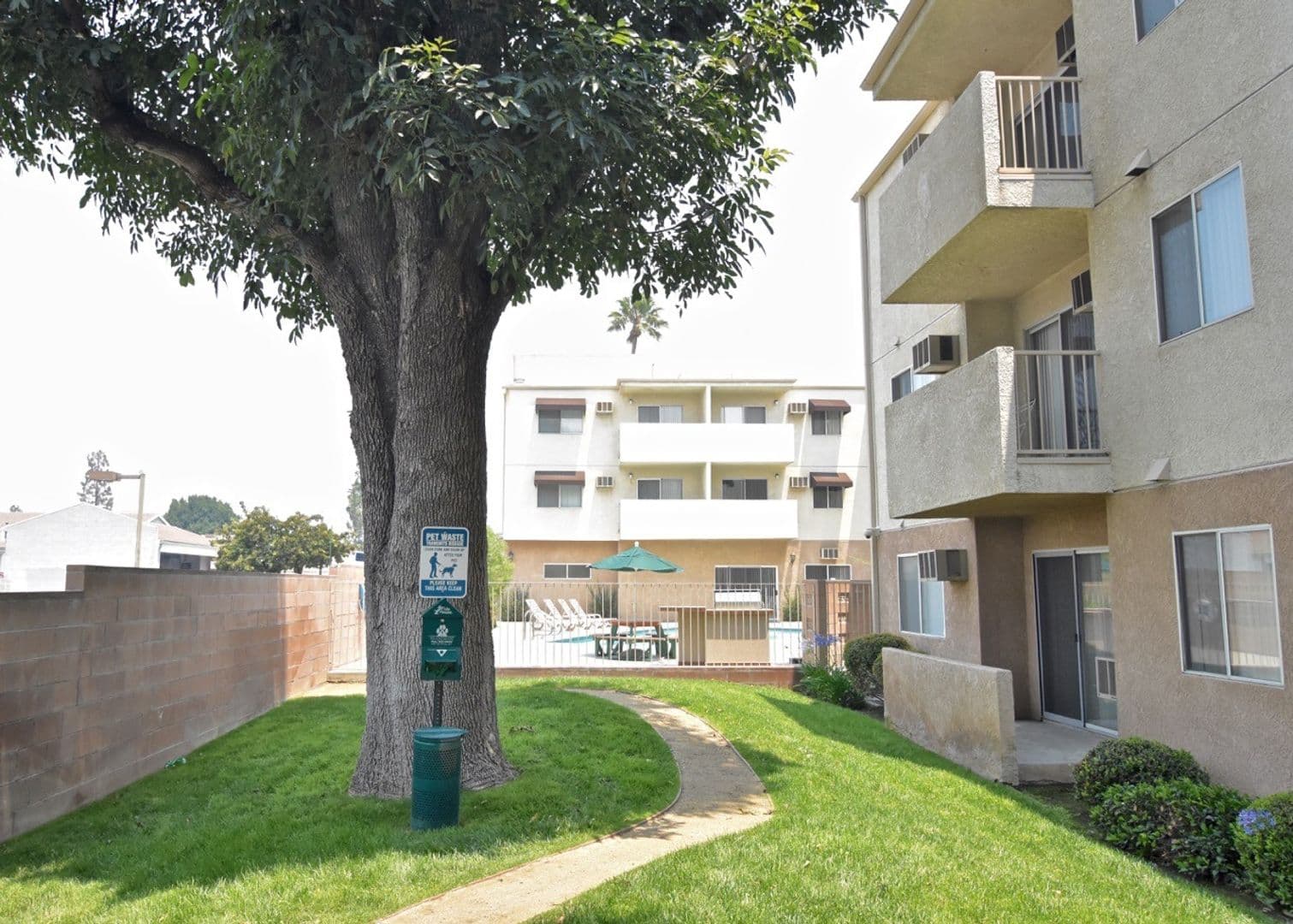 Northridge Apartment: 18415 Dearborn Street
