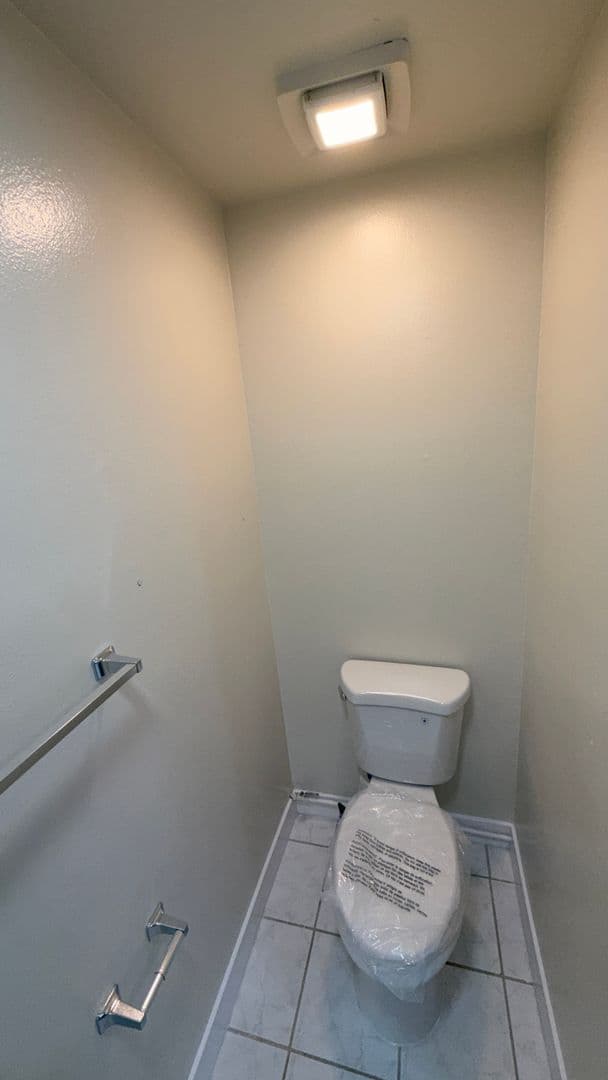Sunland Apartment: 8608 Foothill Blvd