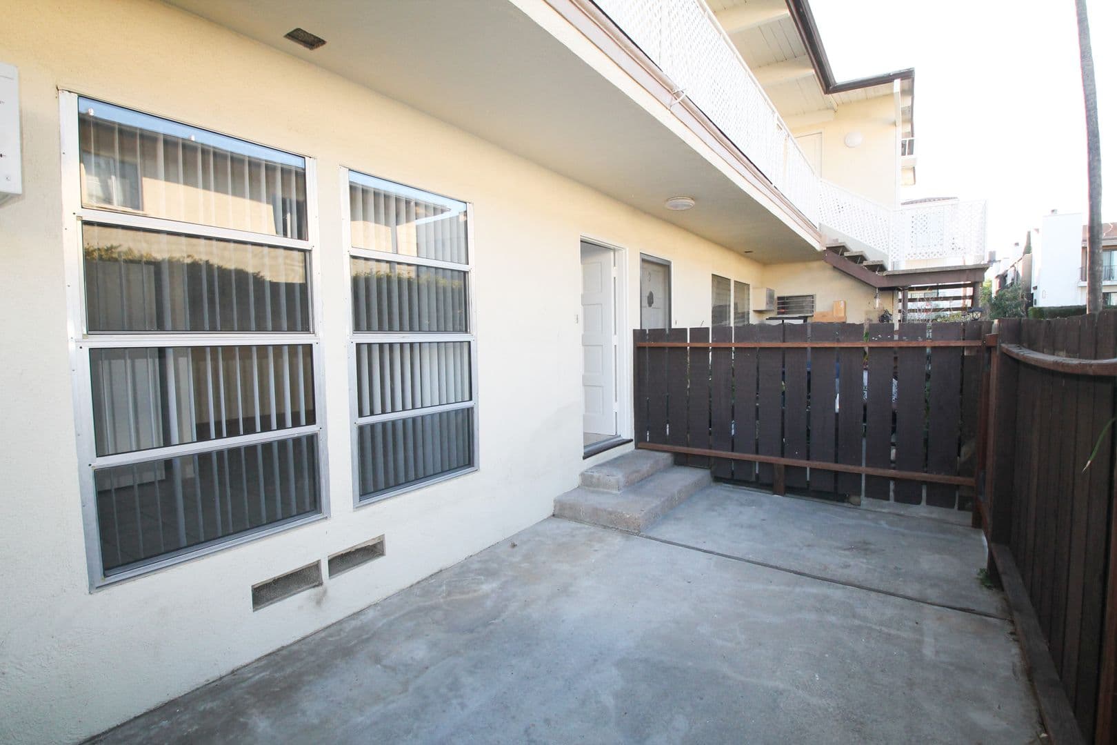 Valley Village Apartment: 5320 - 5330 Ben Ave.