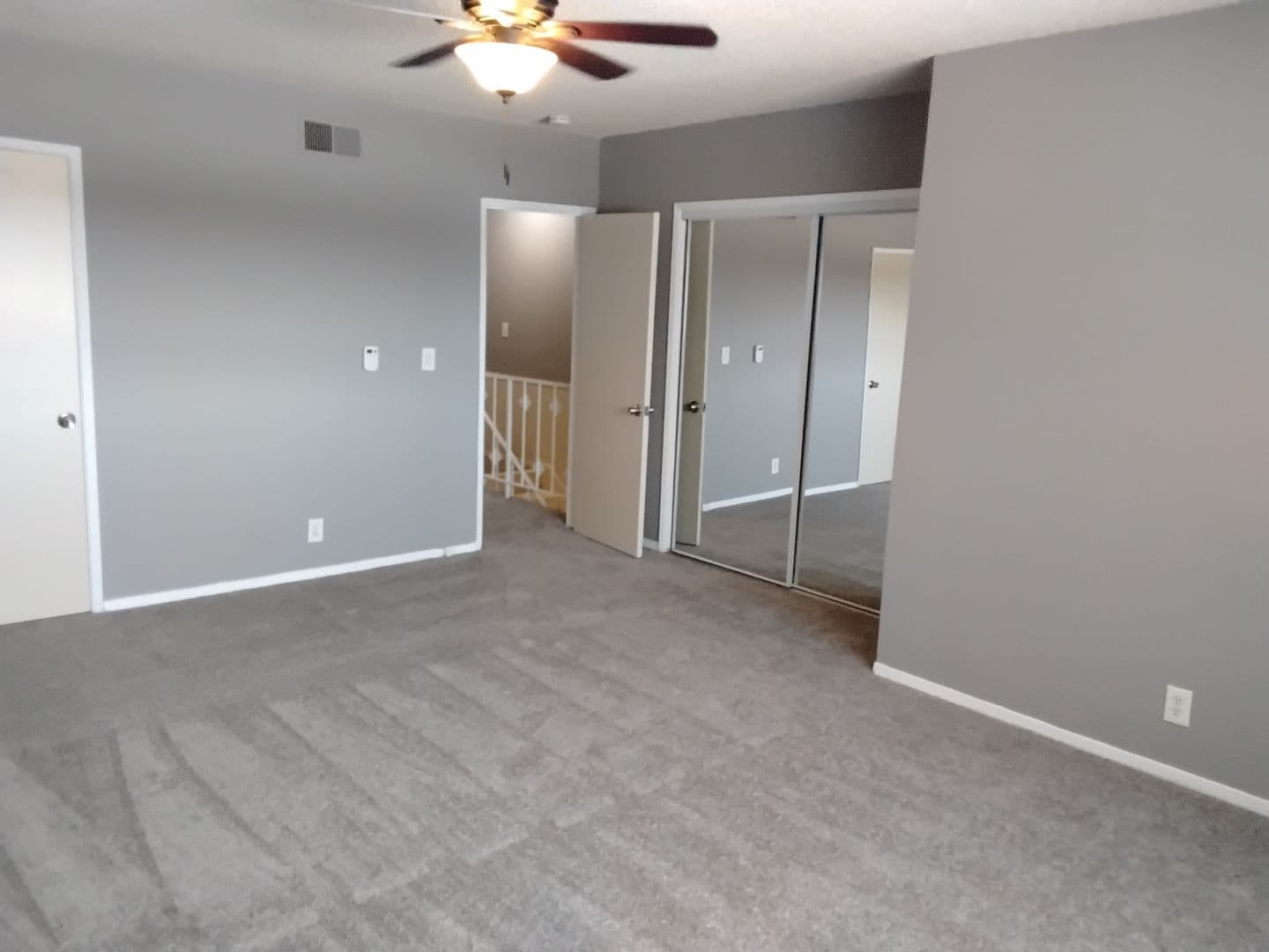 Inglewood Apartment: 880 Victor Avenue