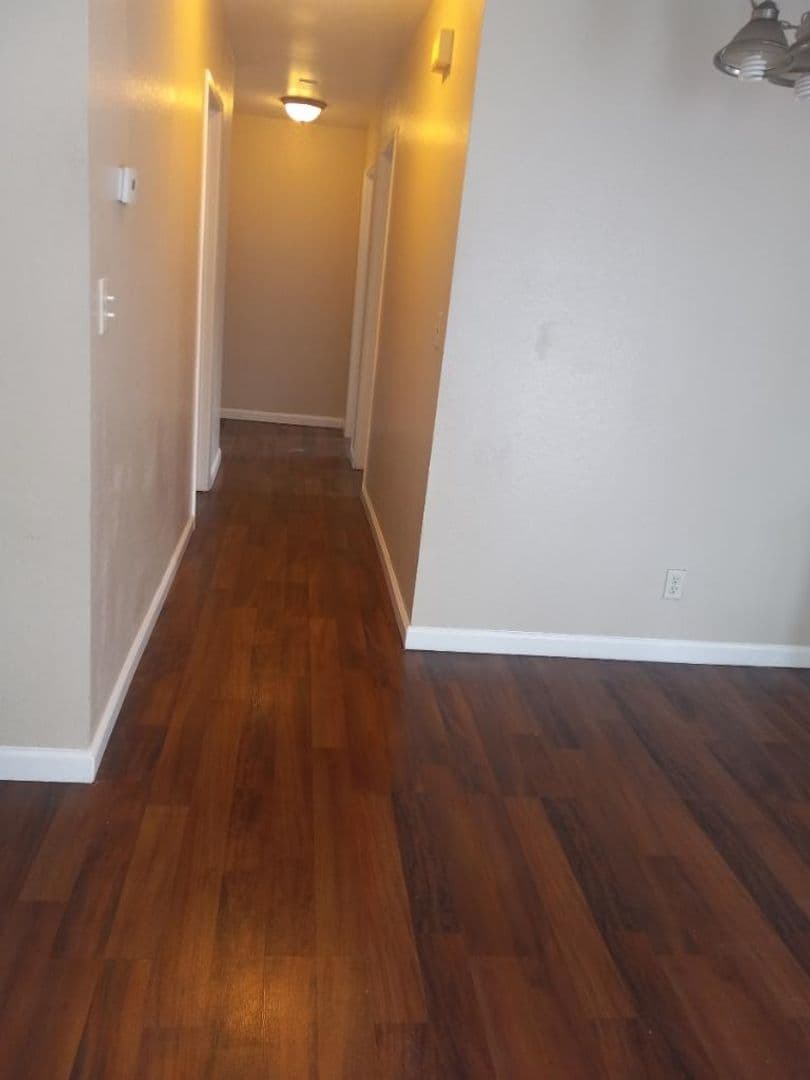 Redlands Apartment: 1176 E LUGONIA AVE 16