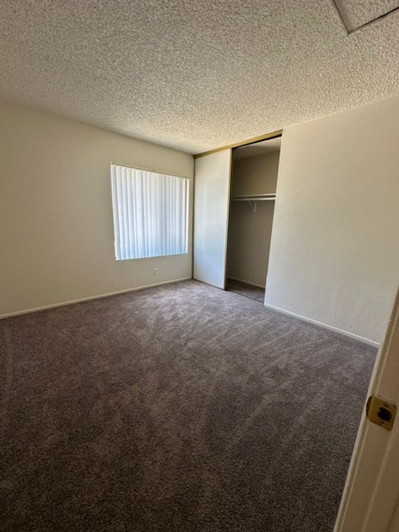 Ontario Apartment: 1468 East D Street