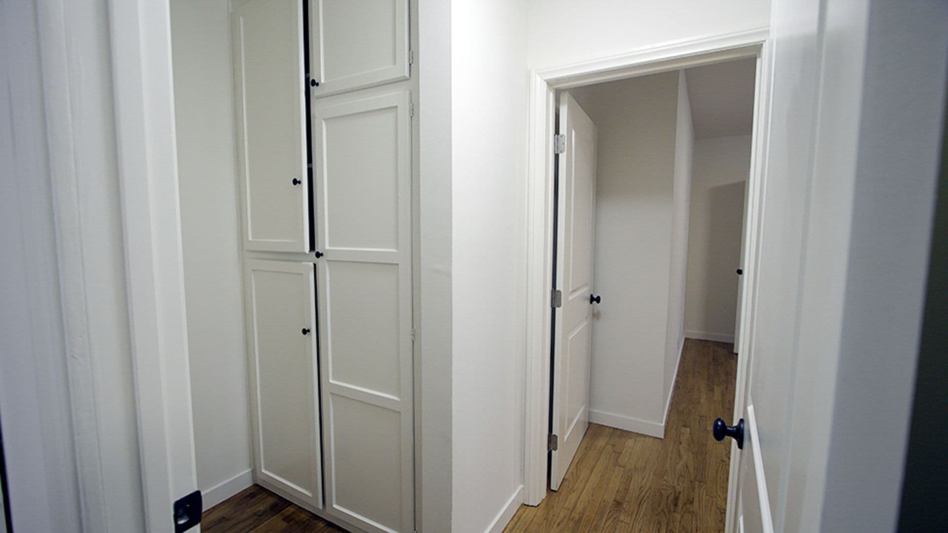 Los Angeles Apartment: 3375 Manning Ave.,