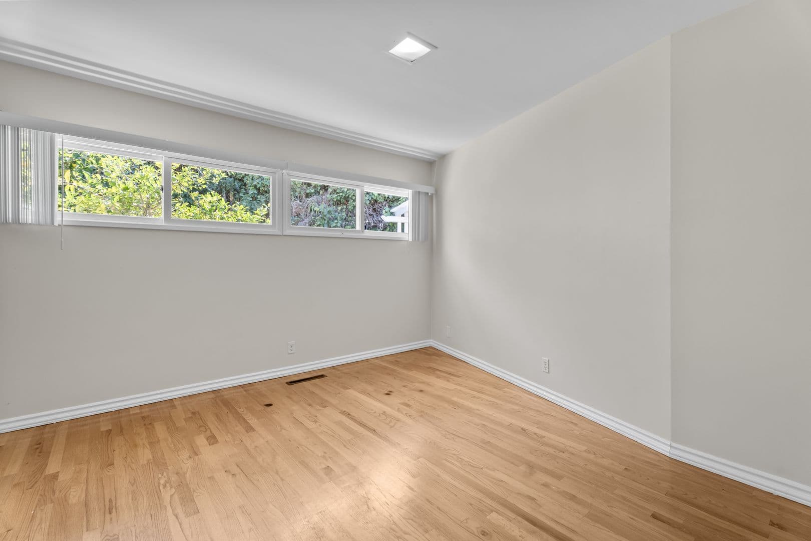 Rancho Palos Verdes House: 17 Stallion Rd