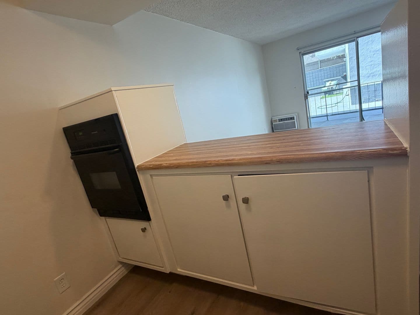 Los Angeles Apartment: 7225-7235 Hollywood Blvd