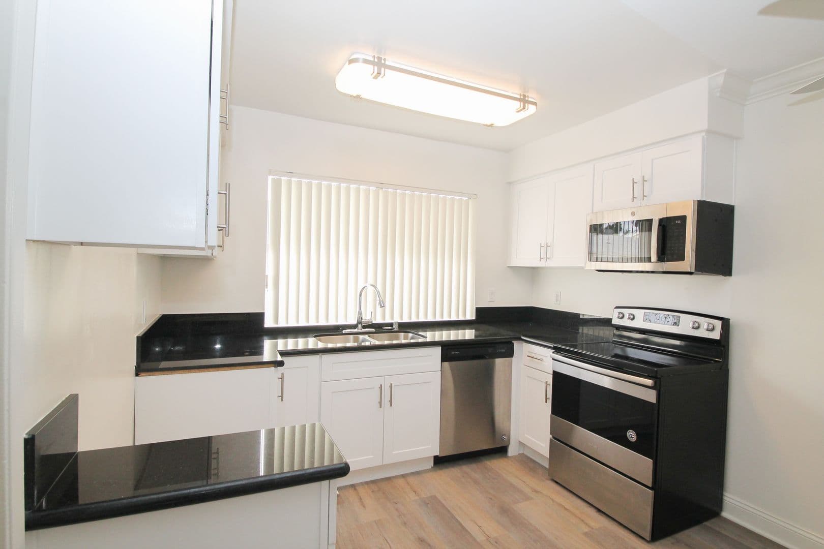 Studio City Apartment: 4301 Colfax Ave.