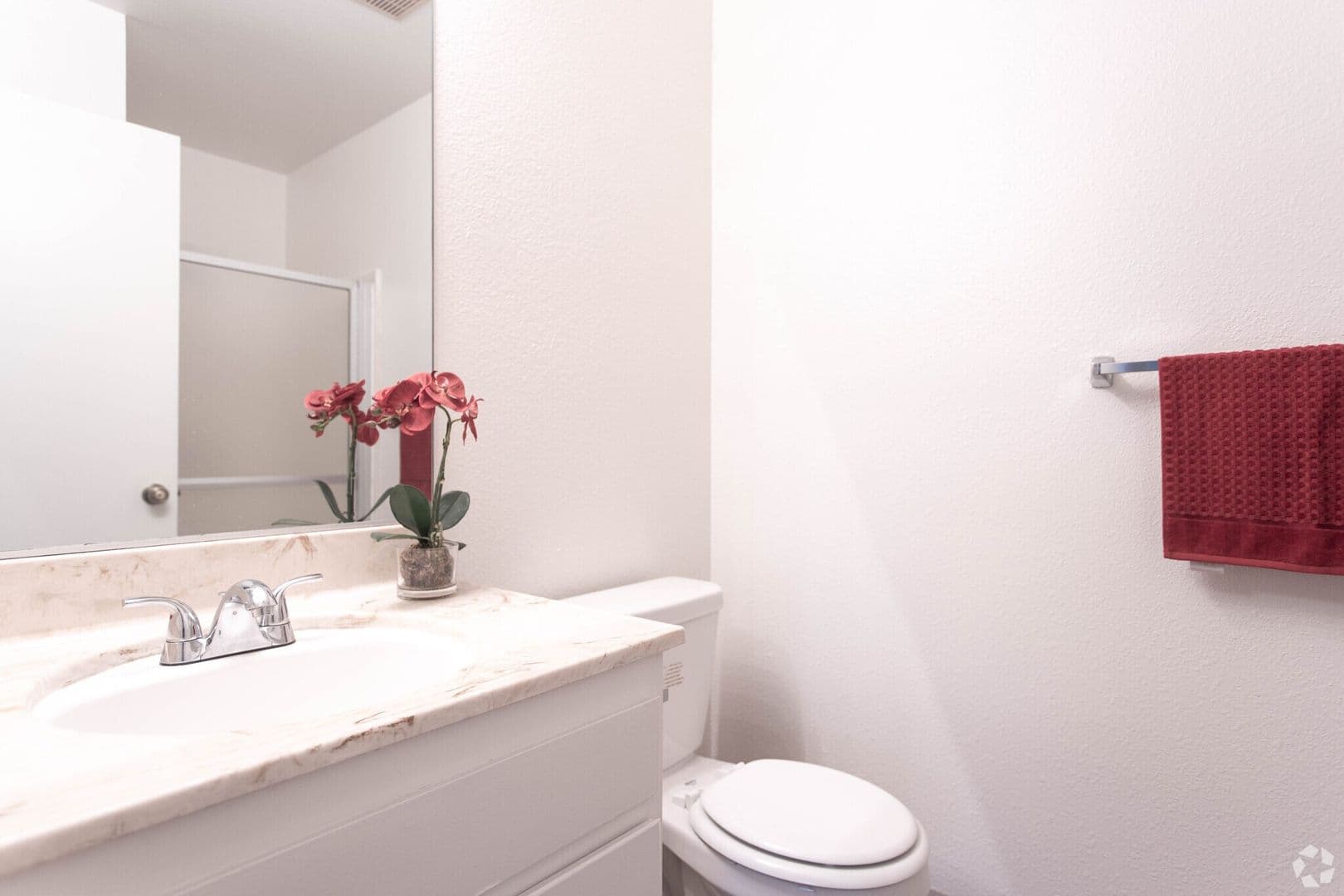 Sherman Oaks Apartment: 14543 Burbank Boulevard