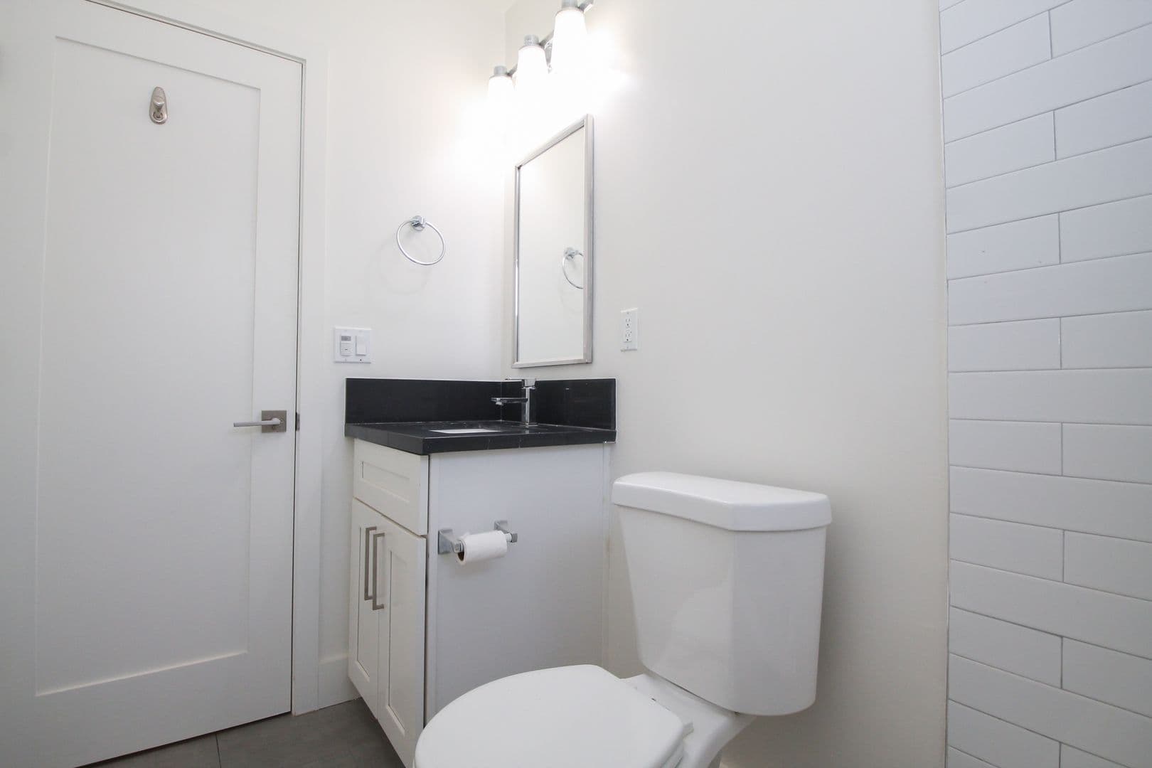 El Segundo Apartment: 1625 - 1627 E. Palm Ave