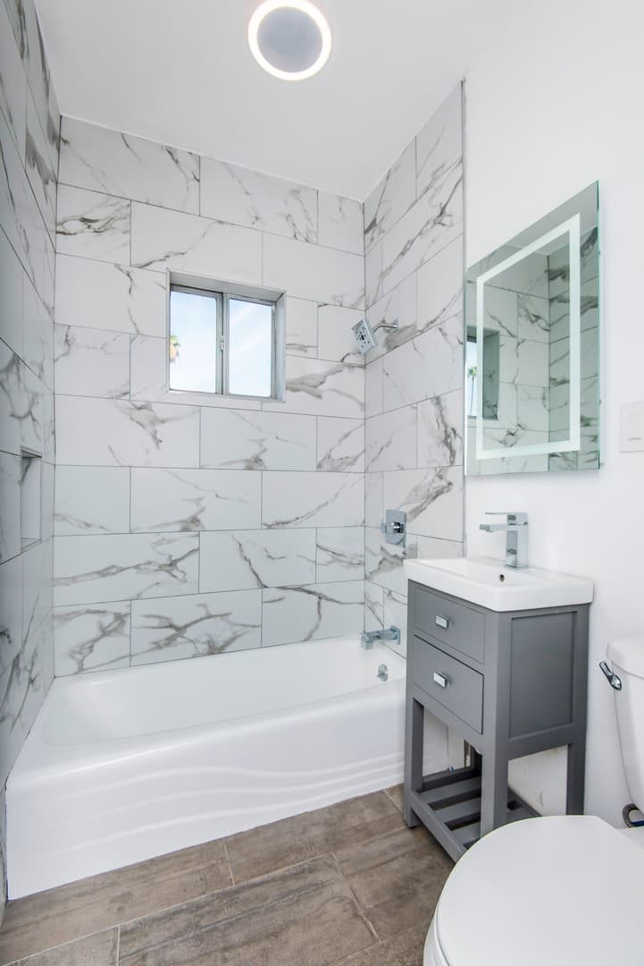Los Angeles Apartment: 1439 N. Curson Avenue