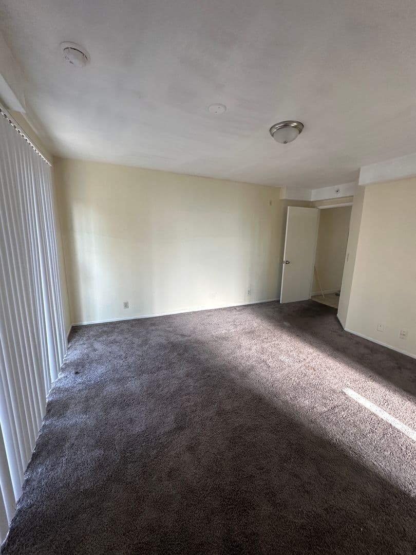 Torrance Apartment: 1440 Plaza Del Amo