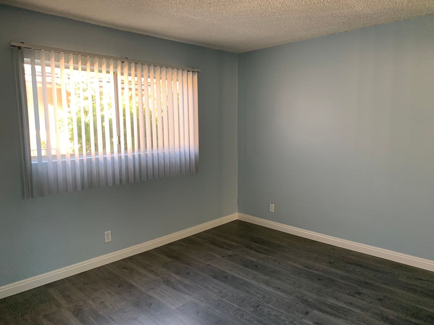 Los Angeles Apartment: 1333 S. Bundy Drive