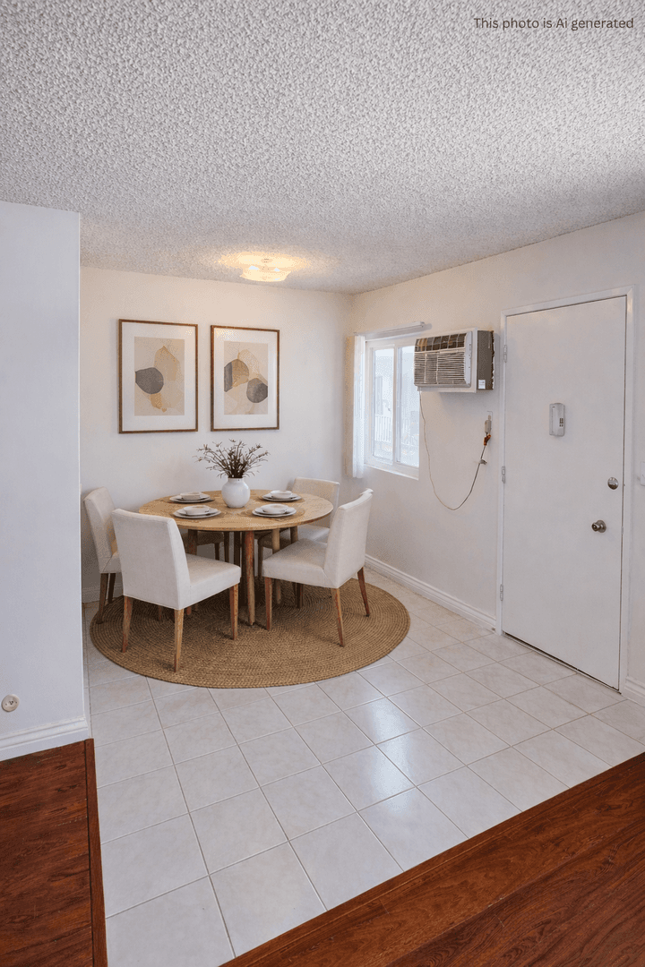 Los Angeles Apartment: 519 N. Hayworth Ave.