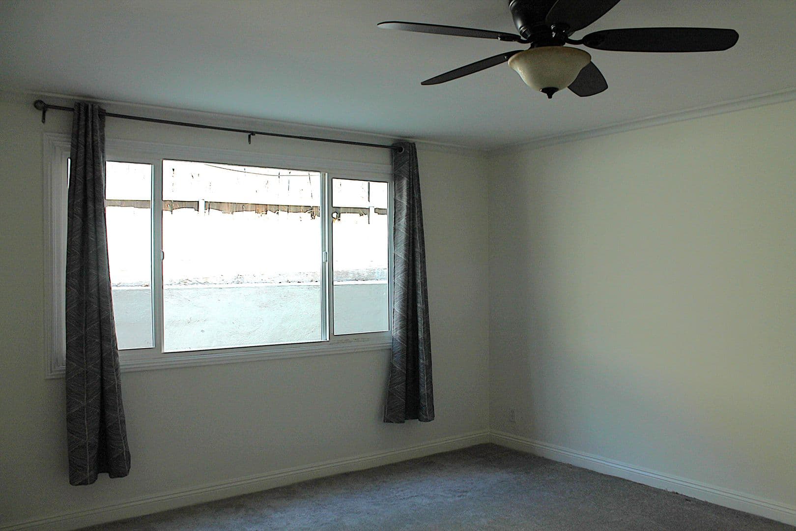 West Hollywood Apartment: 937 Hilldale Ave.