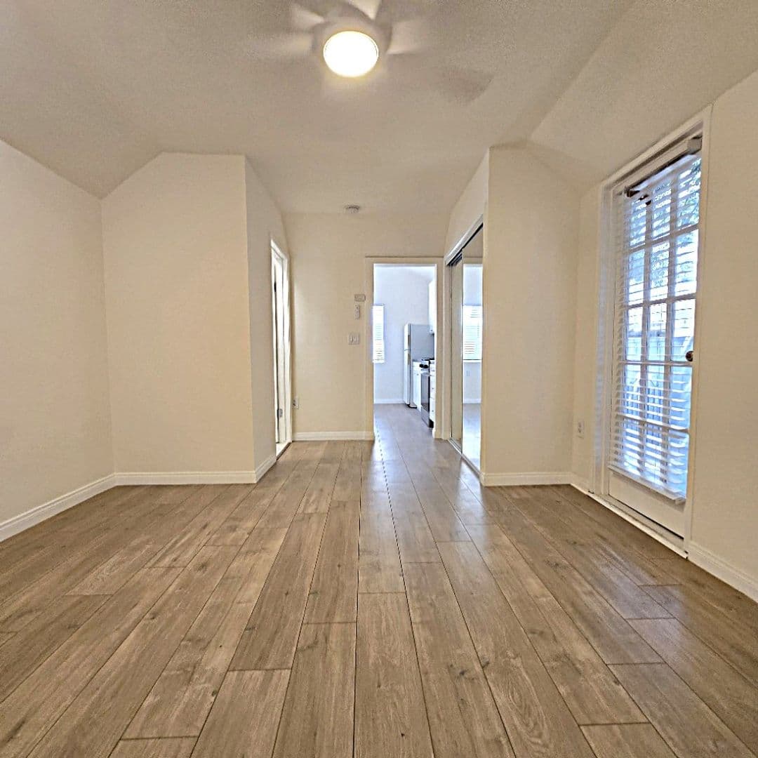 North Hollywood Apartment: 5301-5303 Cartwright Ave.
