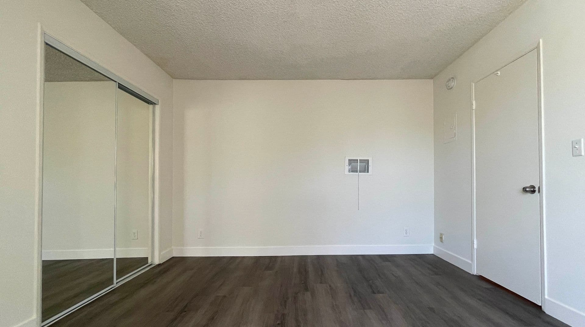 Valley Village Apartment: 11955 Weddington St