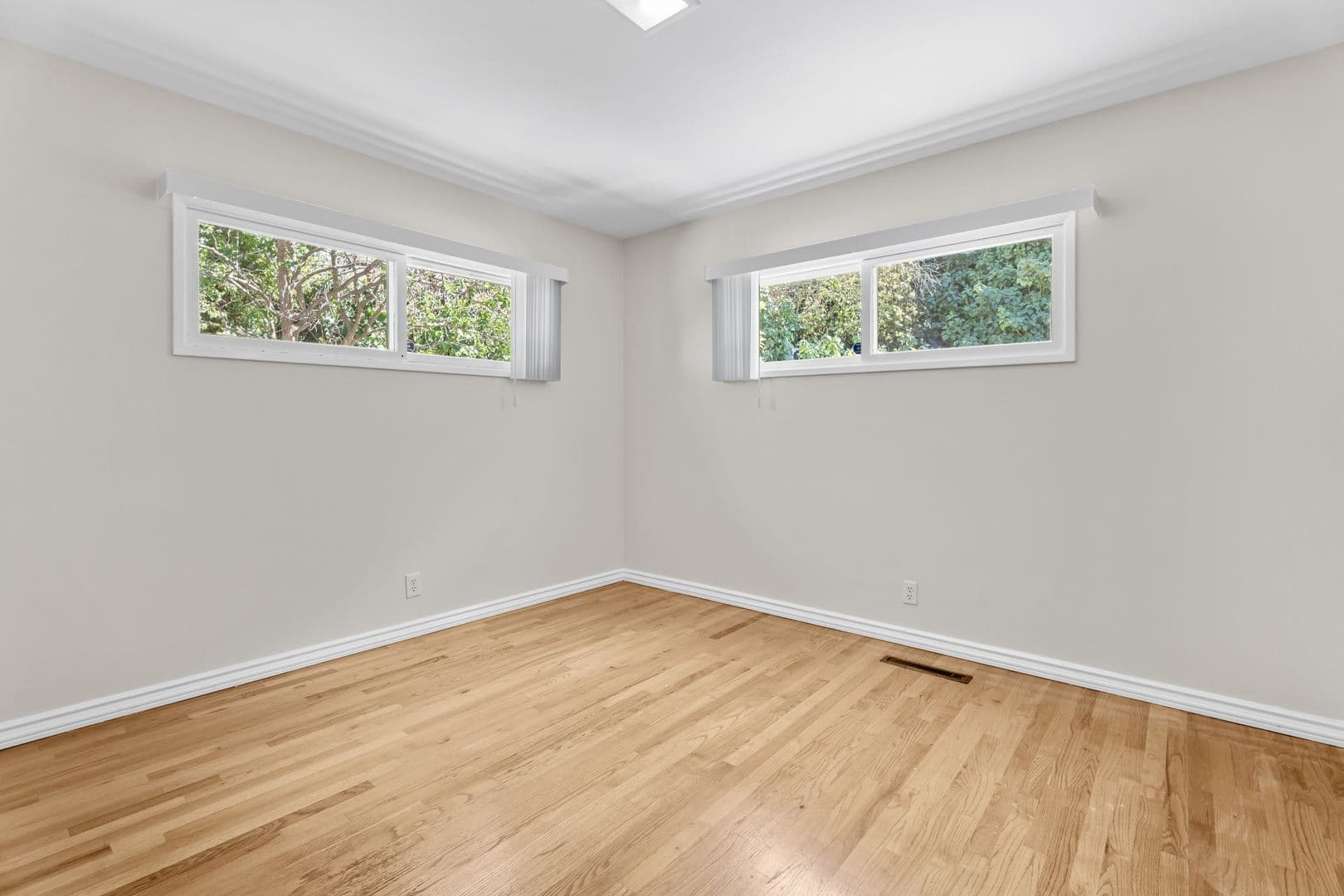 Rancho Palos Verdes House: 17 Stallion Rd