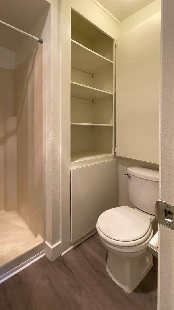 Valley Village Apartment: 11955 Weddington St