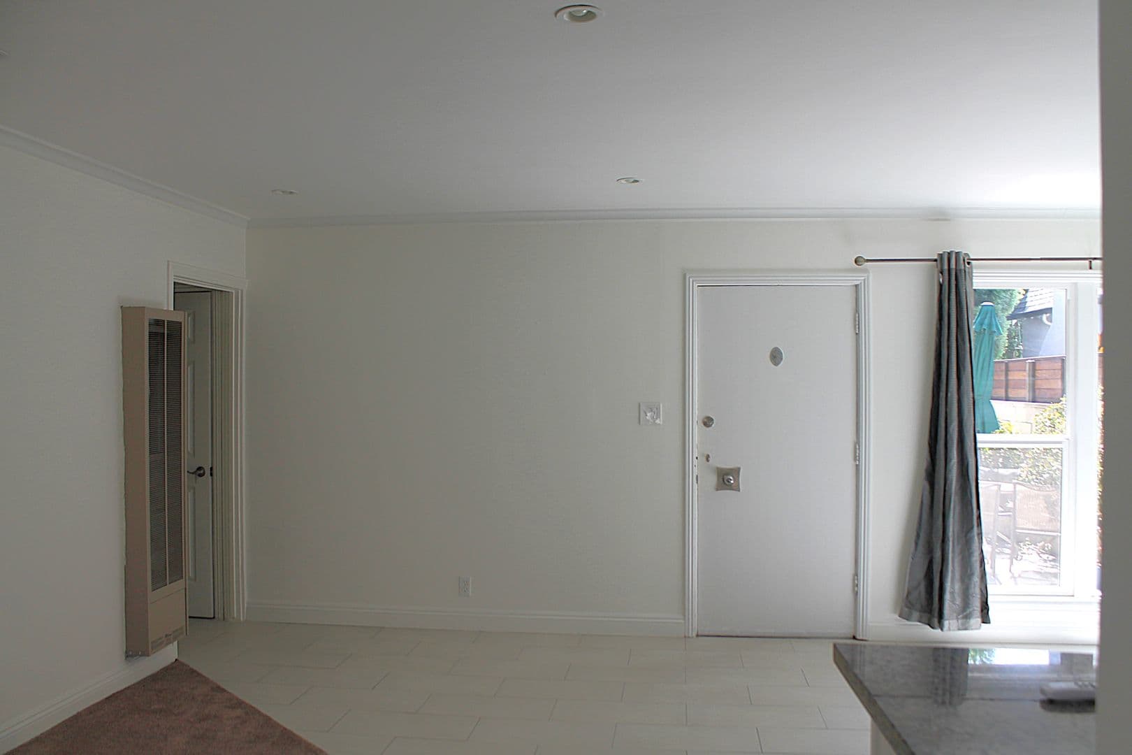 West Hollywood Apartment: 937 Hilldale Ave.