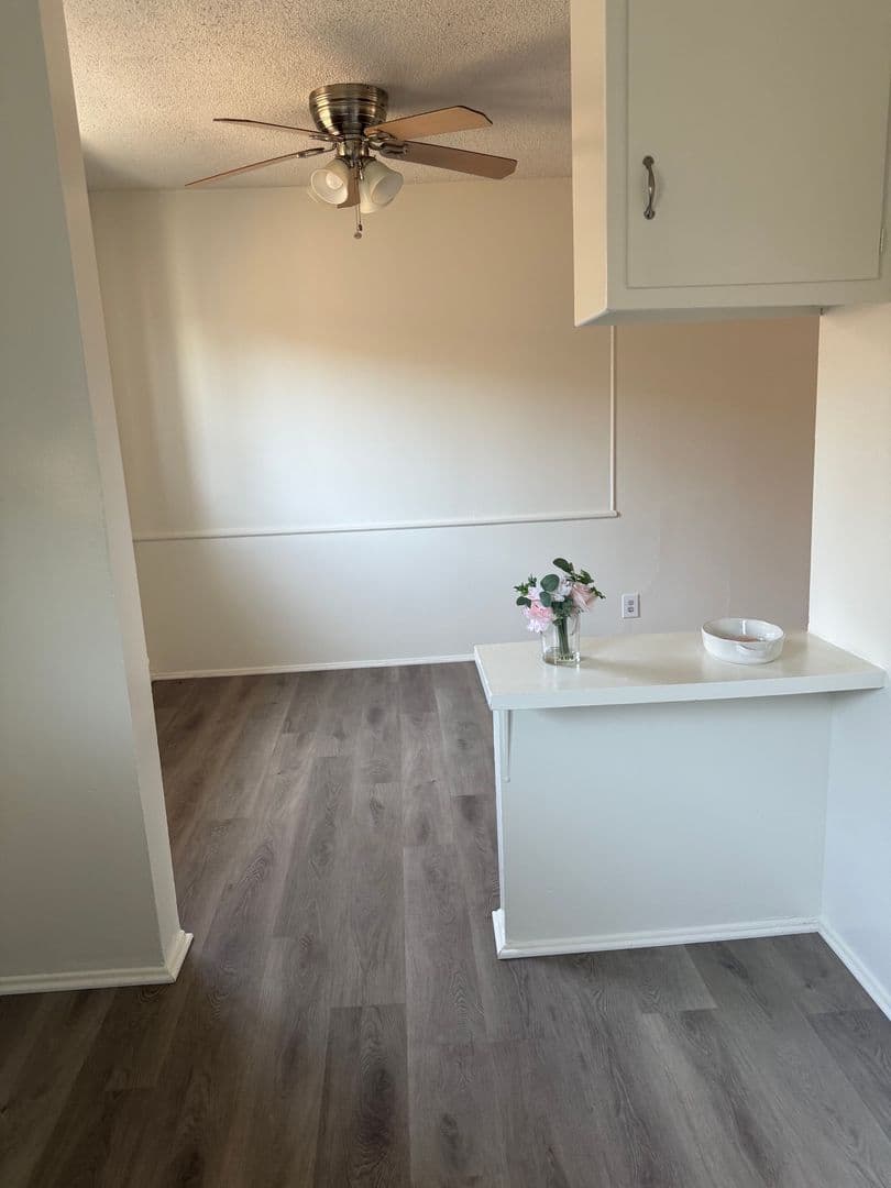 North Hollywood Apartment: 6851-67-63 Whitsett Ave