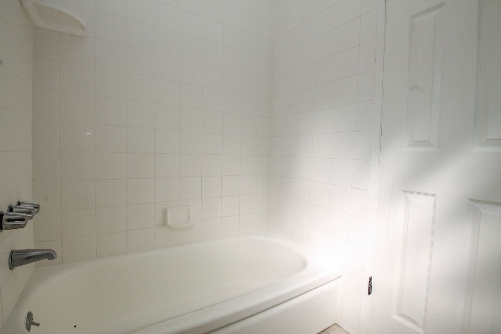 Sherman Oaks Apartment: 15339 Weddington St.