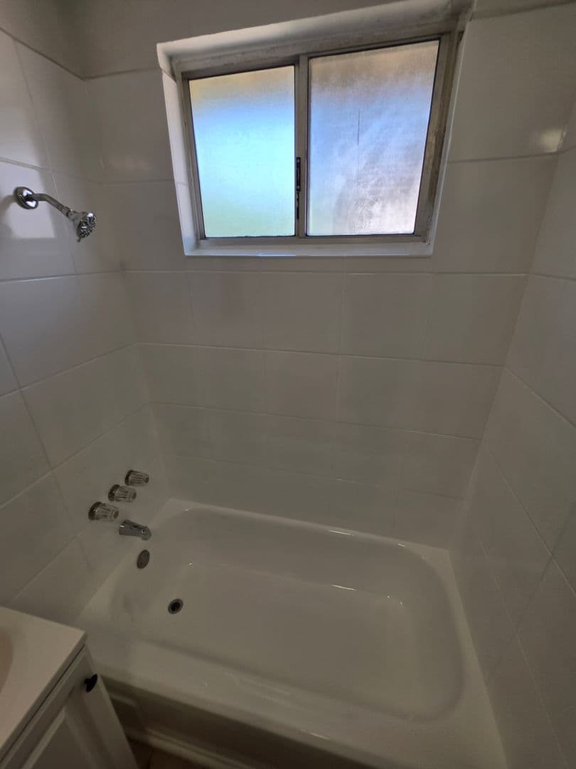 Baldwin Park Apartment: 3933-3943 La Rica Avenue
