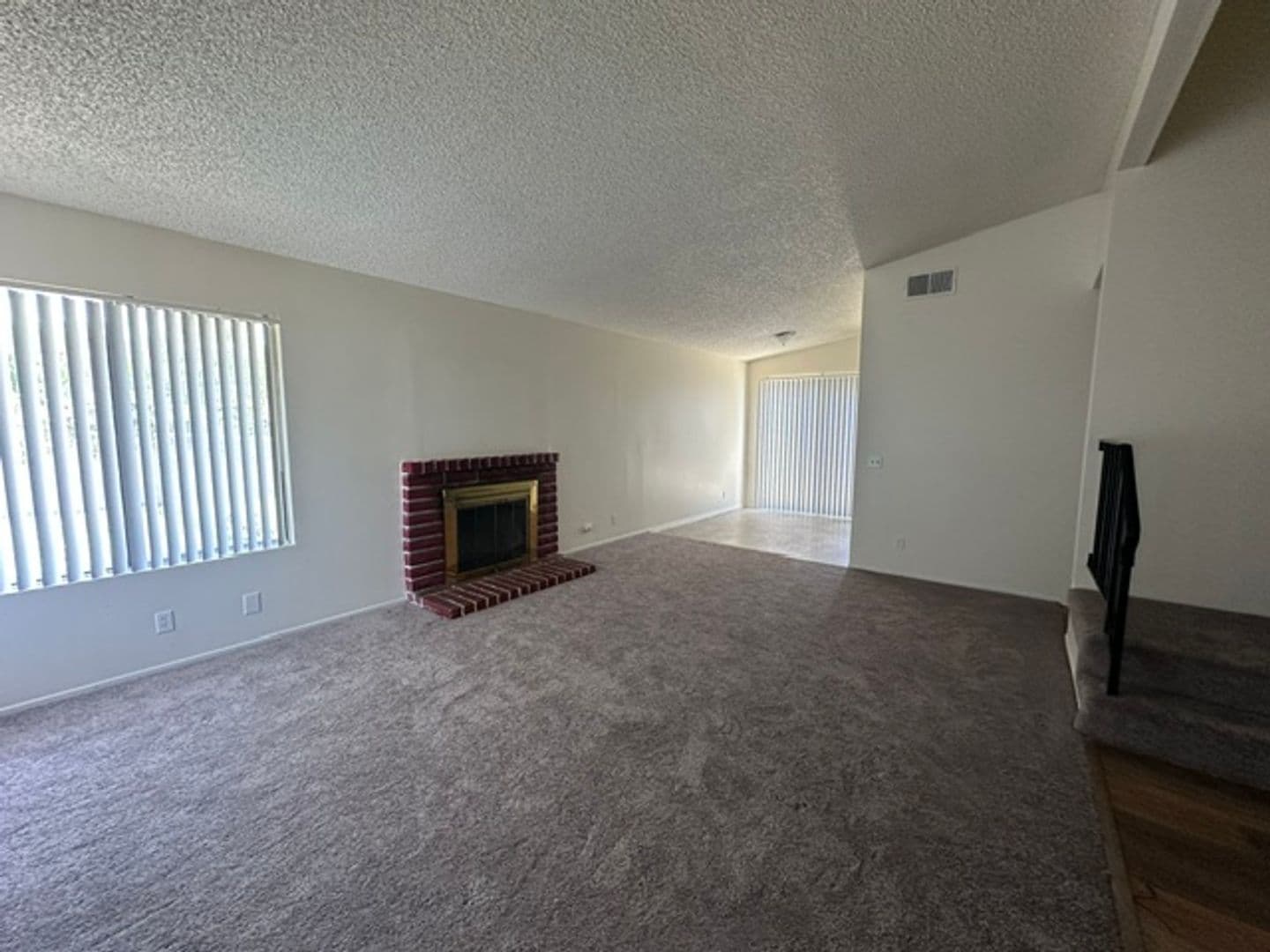 Ontario Apartment: 1468 East D Street