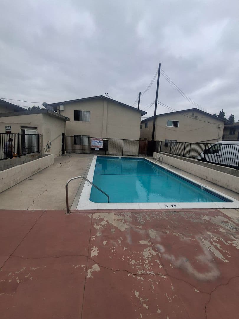 Baldwin Park Apartment: 3933-3943 La Rica Avenue