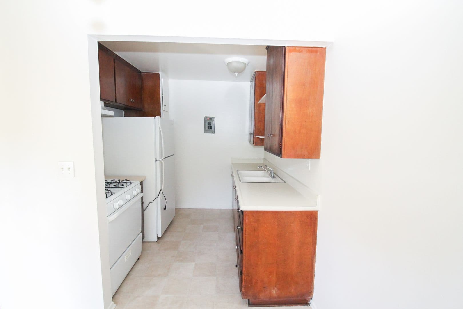 Duarte Apartment: 1817 2nd Street