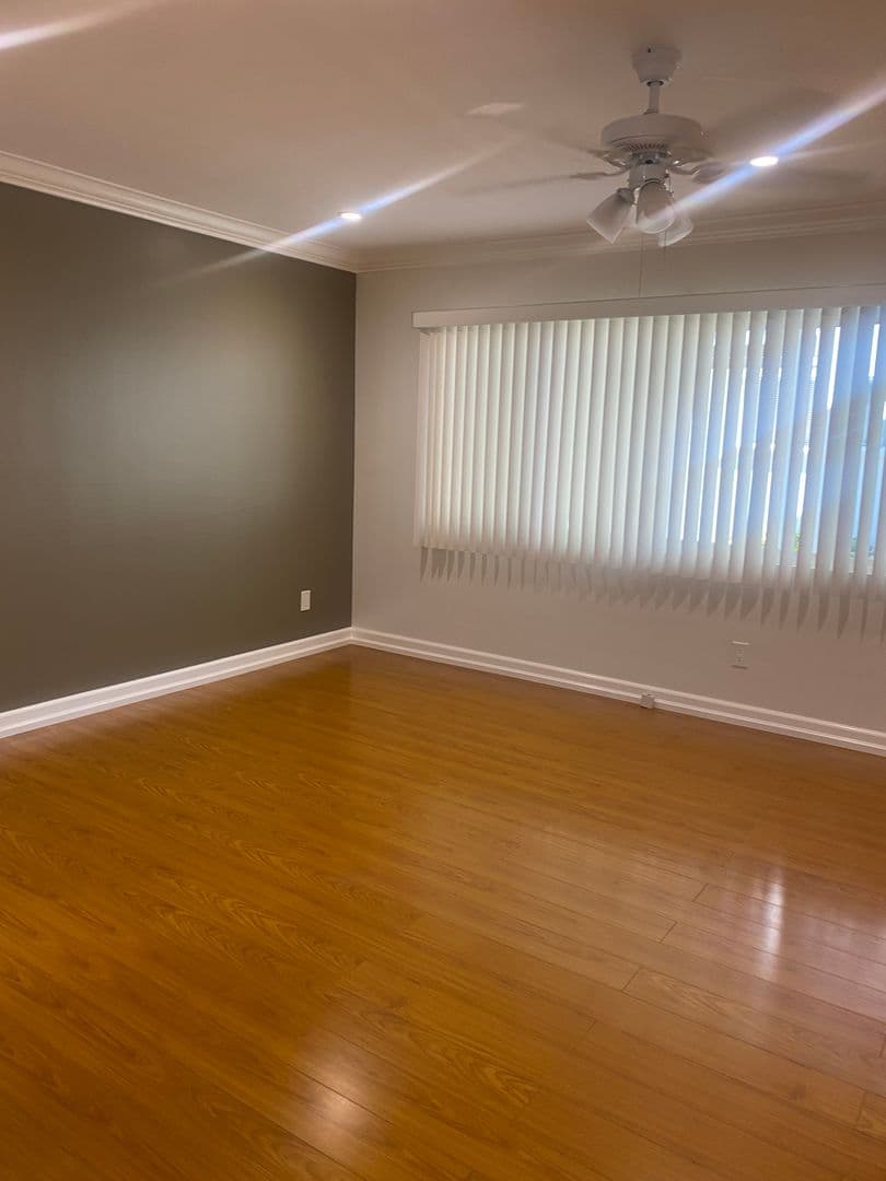 North Hollywood Apartment: 12558-12606 Oxnard St
