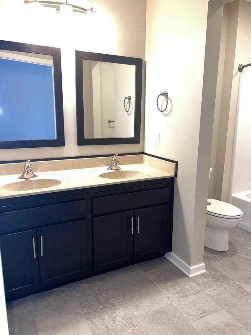 Milwaukee Apartment: 133 W. Pittsburgh